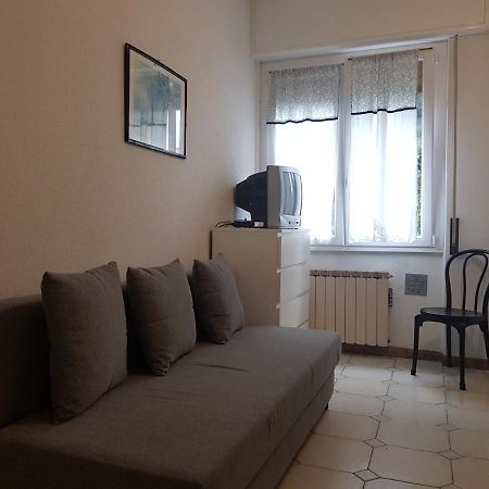 Holiday In Пиетра Лигуре Екстериор снимка